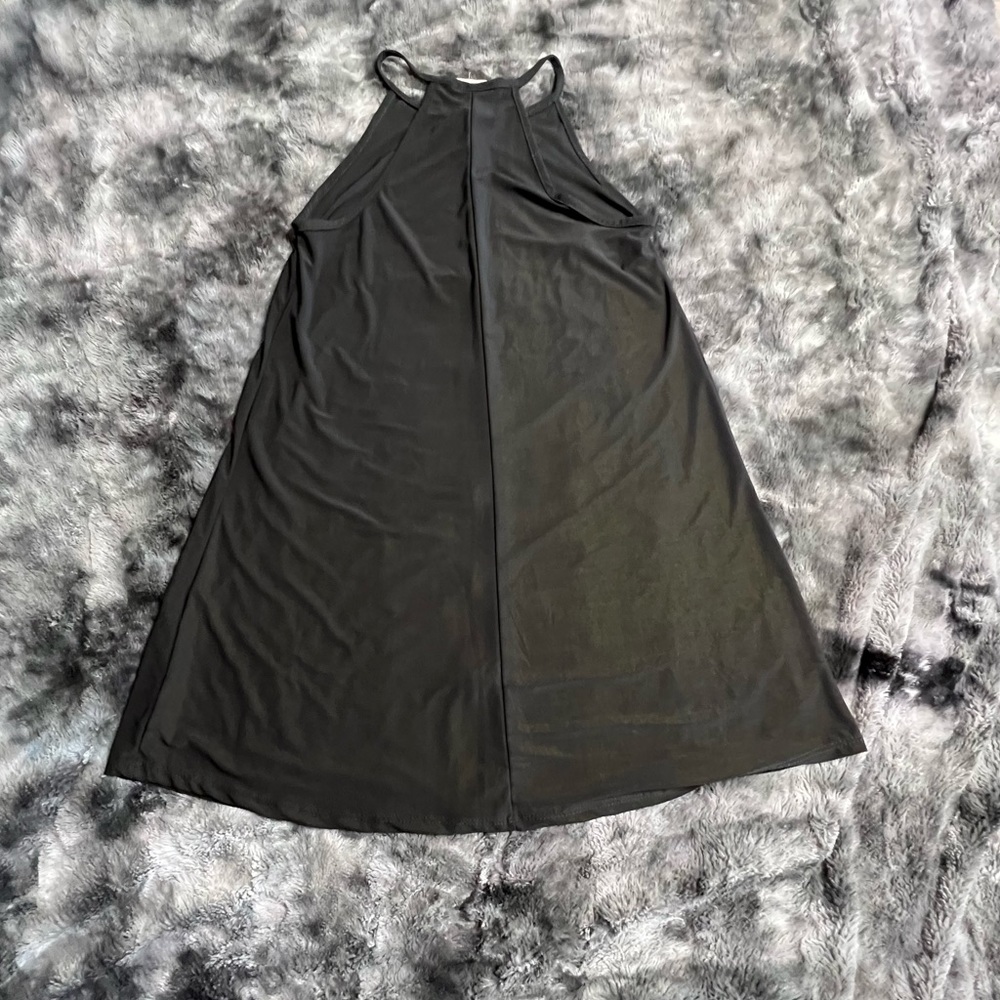 Short dress with front zipper